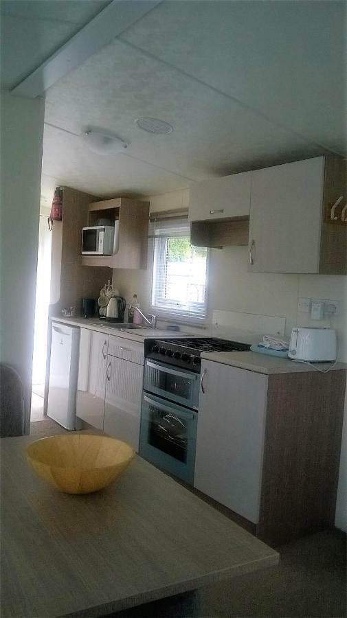 West Lodge Caravan Park Криф Экстерьер фото