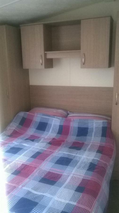 West Lodge Caravan Park Криф Экстерьер фото