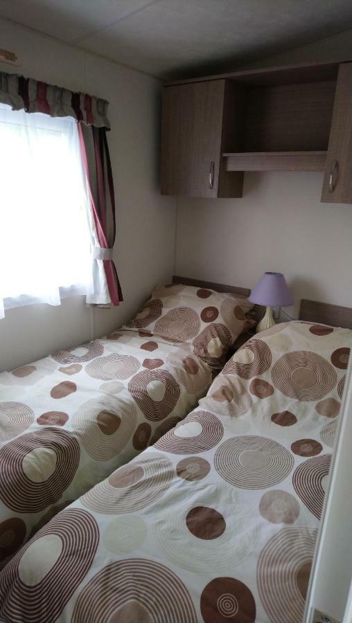 West Lodge Caravan Park Криф Экстерьер фото